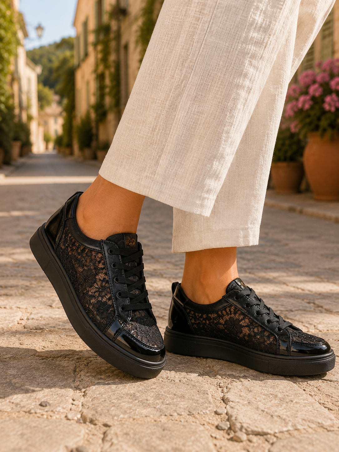 VERLAINE PARIS™ | Baskets en Dentelle Florale
