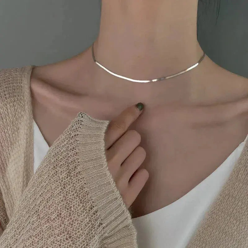 VERLAINE PARIS™ | Collier Plat Élégant en Argent
