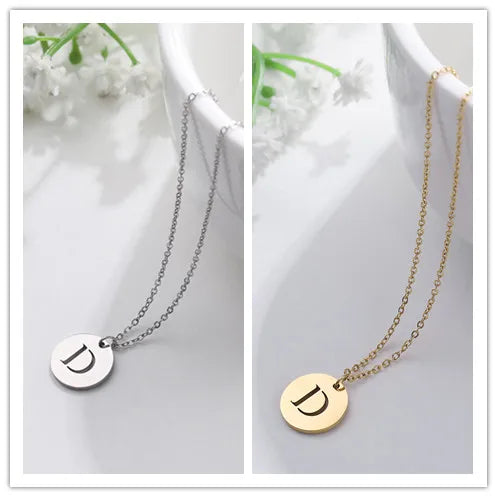 VERLAINE PARIS™ | Collier Pendentif Lettre en Or Élégant