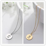 VERLAINE PARIS™ | Collier Pendentif Lettre en Or Élégant