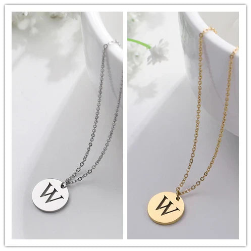 VERLAINE PARIS™ | Collier Pendentif Lettre en Or Élégant