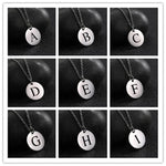 VERLAINE PARIS™ | Collier Pendentif Lettre en Or Élégant