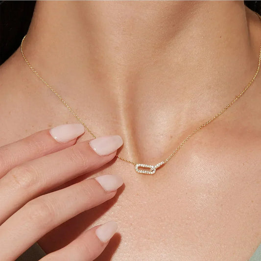 VERLAINE PARIS™ | Collier Pendentif Fleurs Métalliques Élégant