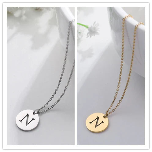 VERLAINE PARIS™ | Collier Pendentif Lettre en Or Élégant