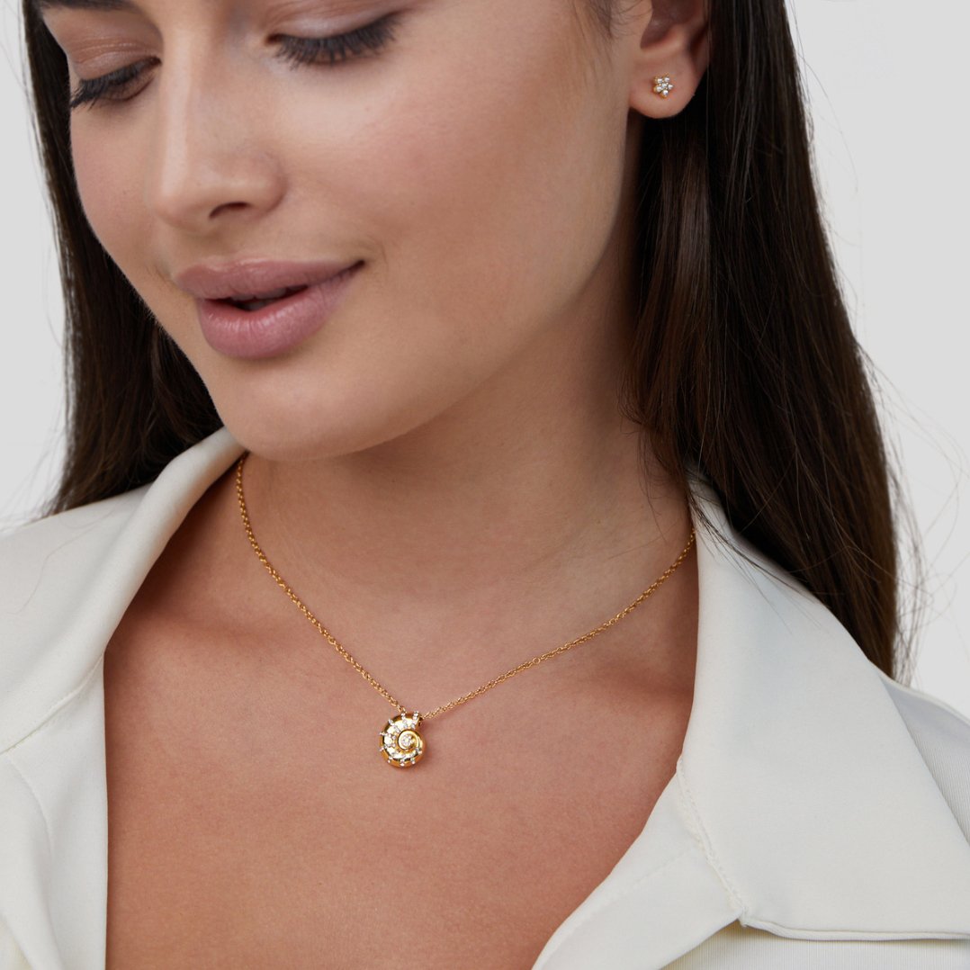 VERLAINE PARIS™ | Collier Pendentif Coquillage en Cristal